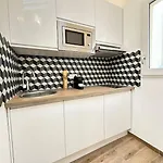 Studio Dans Le Village D\'Auteuil Paris 16