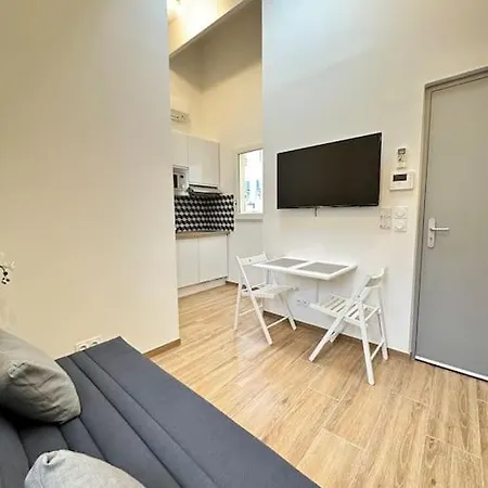Dans Le Village D'auteuil 16 Appartamento